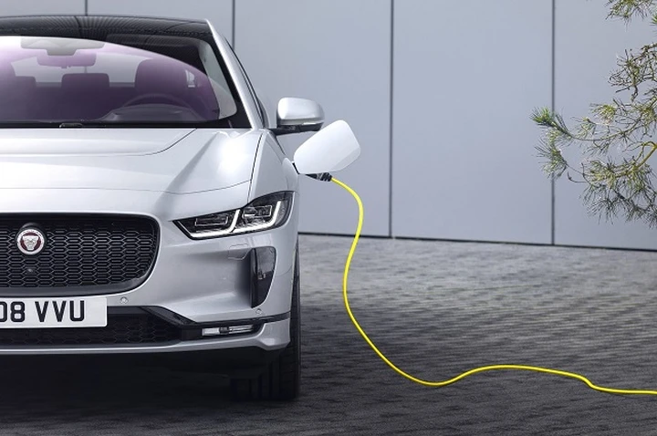 Jaguar I-Pace 2021: completamente connessa e ancora più versatile