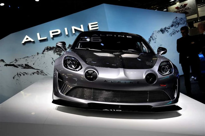 Alpine A110 Pure, Légende e GT4 al Salone di Parigi 2018