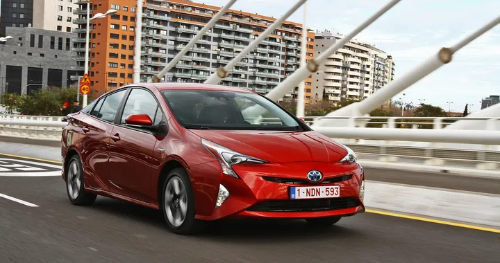 Toyota Prius 2016: primo contatto con la nuova ibrida