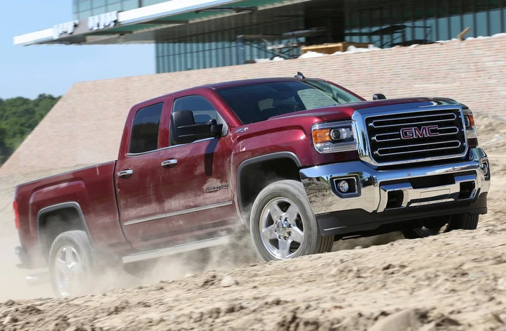 Gmc Sierra HD MY 2015: immagini ufficiali
