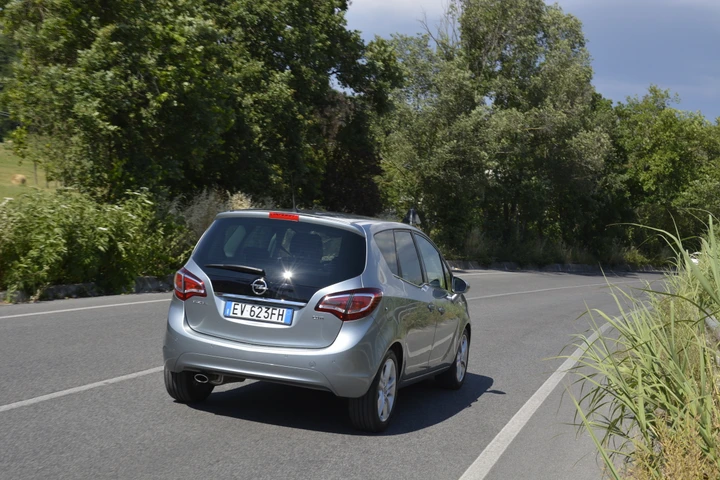 Opel Meriva 1.6 CDTI Cosmo Edition: la prova su strada