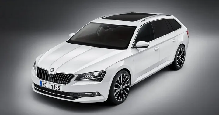 Nuova Skoda Superb Wagon 2015: prime immagini ufficiali