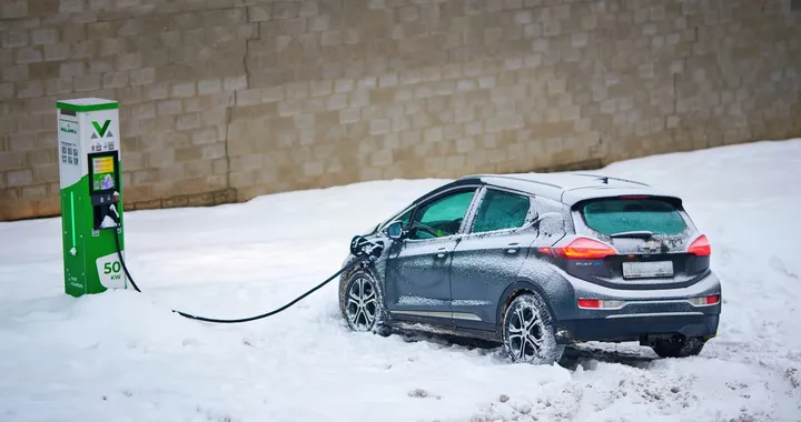 Autonomia dimezzata in inverno? I risultati shock dei test sulle EV