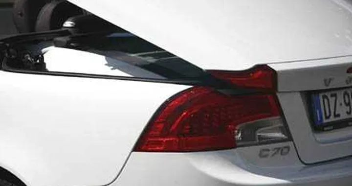 Volvo C70 2.0D: la calma dei forti