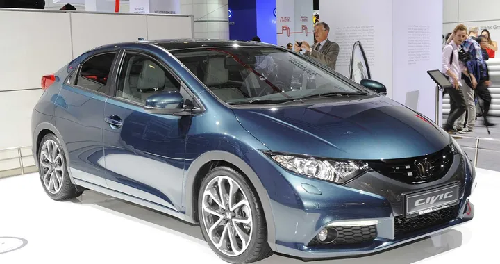Nuova Honda Civic 2012: prime immagini ufficiali
