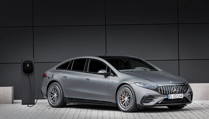 IAA Mobility 2021: Mercedes-AMG EQS 53 4MATIC+, caratteristiche, motori elettrici, potenza