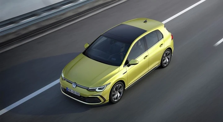 Volkswagen Golf 8 R-Line: allestimenti, motori e prezzi