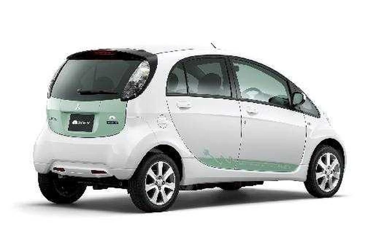 Mitsubishi i-MiEV, prime immagini