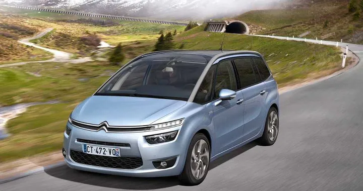 Nuova Citroen Grand C4 Picasso: le immagini ufficiali