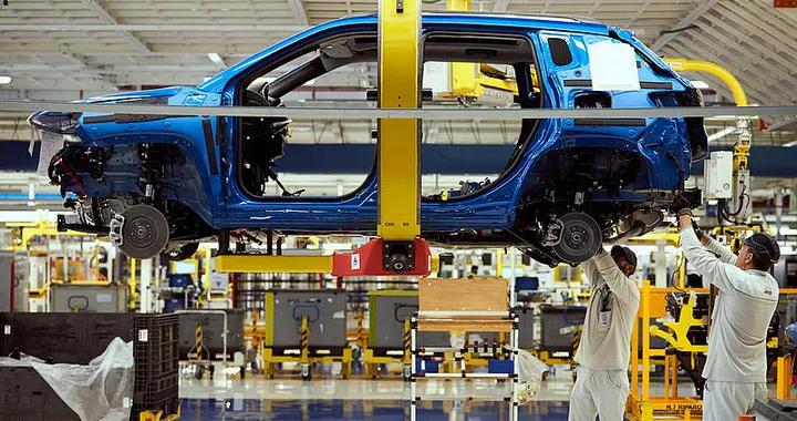 FCA: in arrivo una nuova piattaforma per auto elettrificate realizzata in Canada