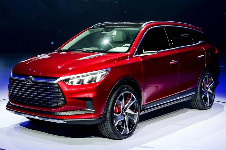 Toyota, partnership con la cinese BYD per lo sviluppo di nuove auto elettriche
