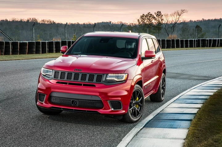 Jeep Grand Cherokee Trackhawk: le immagini ufficiali