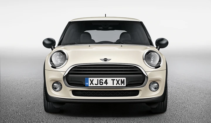 Mini One First 5 porte: comoda entry-level