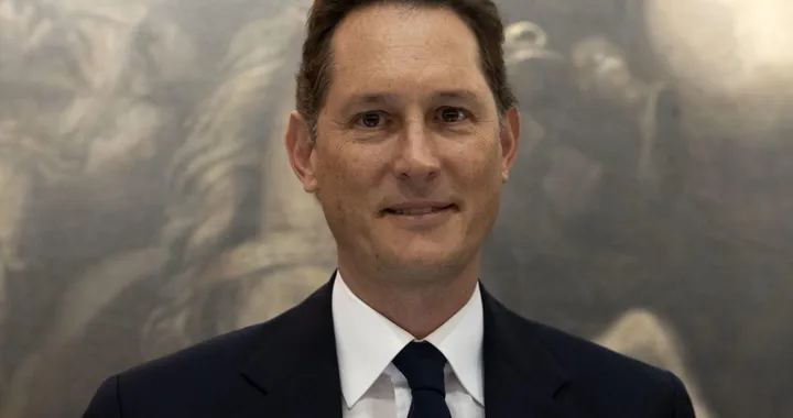 John Elkann va da Donald Trump, in gioco c'è il futuro dell'auto