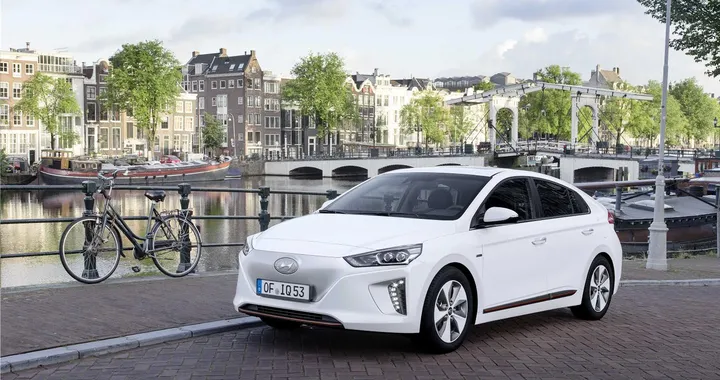 Hyundai Ioniq Electric: prezzo da 36.750 euro