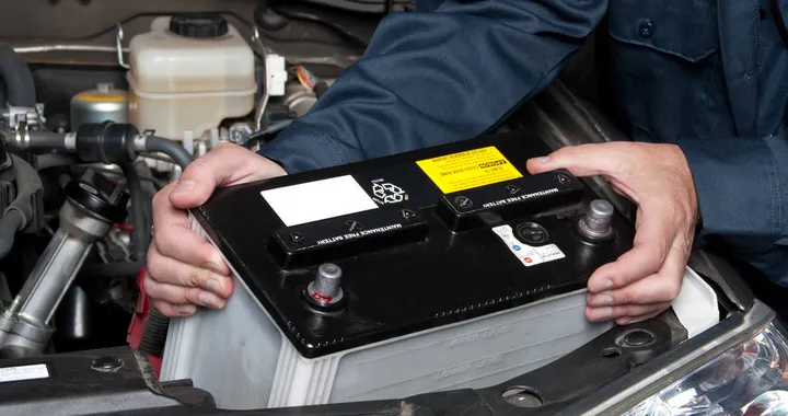 Batteria auto: quanto dura, costo, sostituzioni