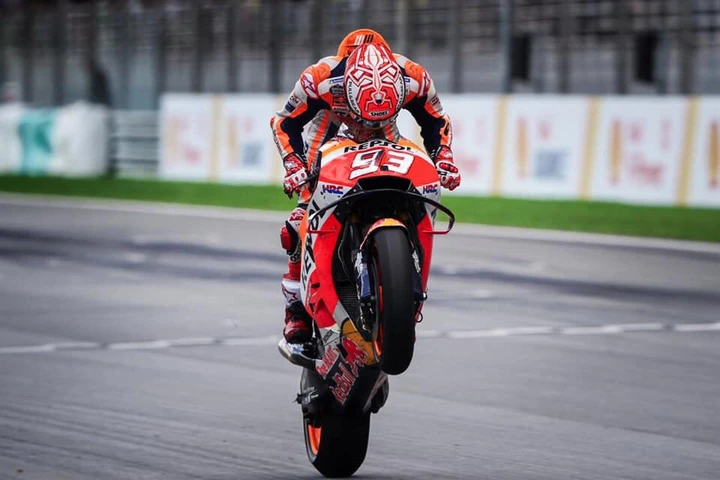 MotoGP: Marquez vince in Malesia