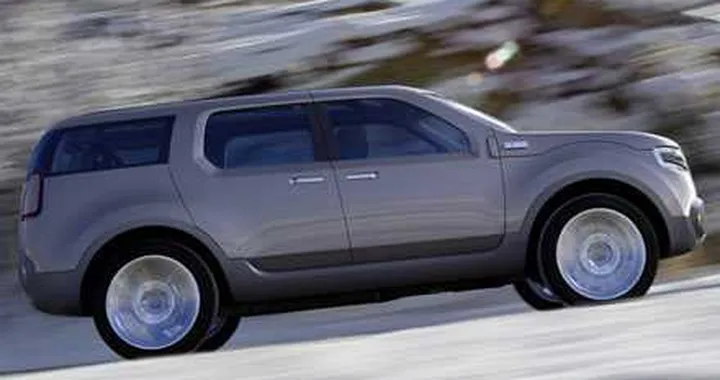 Ford Explorer 2.0? Come dire Hummer 1.6...