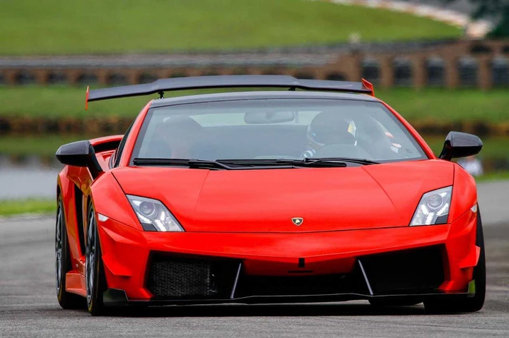 Lamborghini Gallardo STS-700 by RENM Performance