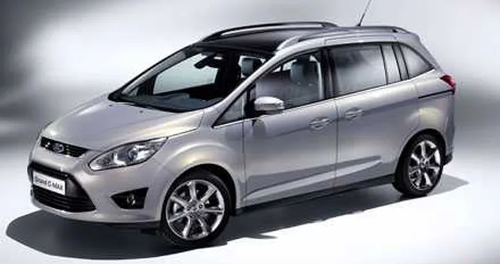 Ford presenta a Francoforte la nuova C-MAX a 5 e 7 posti