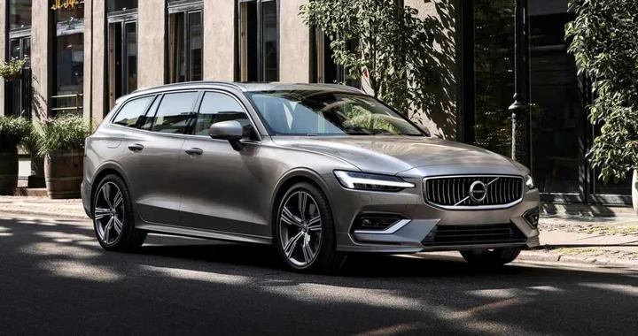 Volvo cambia idea? In arrivo nuove berlina e wagon elettriche dal 2028