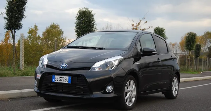 Toyota Yaris Hybrid Style: la prova su strada