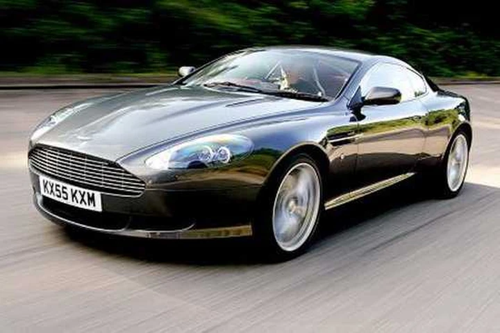Aston Martin: 1.090 richiami auto in Usa
