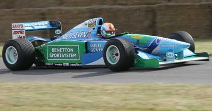 Su Ebay la Benetton di Schumacher