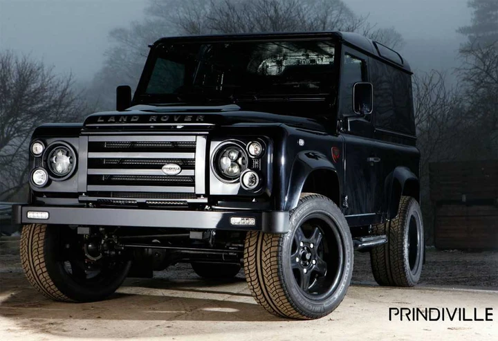 Land Rover Defender by Prindiville