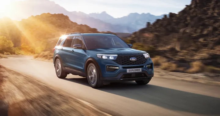 Ford Explorer Plug-in Hybrid: motore ibrido, dimensioni e prezzo