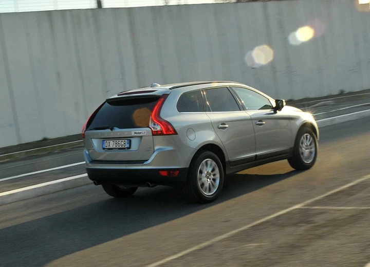 Volvo XC60: la svedese che ti fa girar la testa