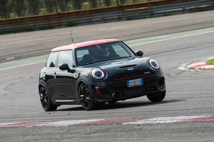 Mini Challenge 2016