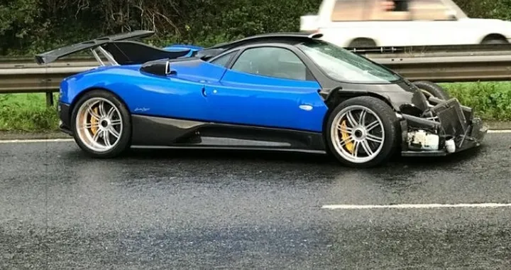Pagani Zonda PS 760: hypercar… col botto!