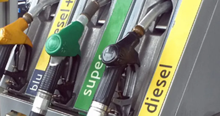 Carburanti: stangata nei giorni di Pasqua