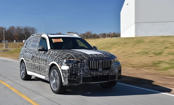 Bmw X7: sempre più vicina alla produzione