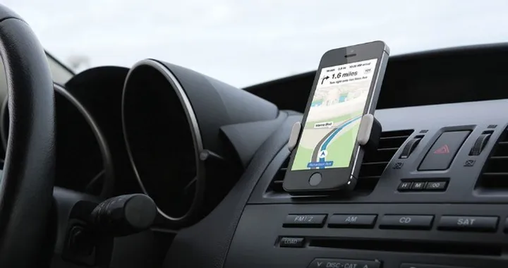 Come costruire un antifurto per auto con un cellulare