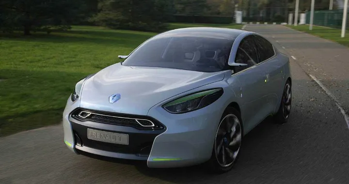 Renault Fluence elettrica, in Italia a 27.000 euro