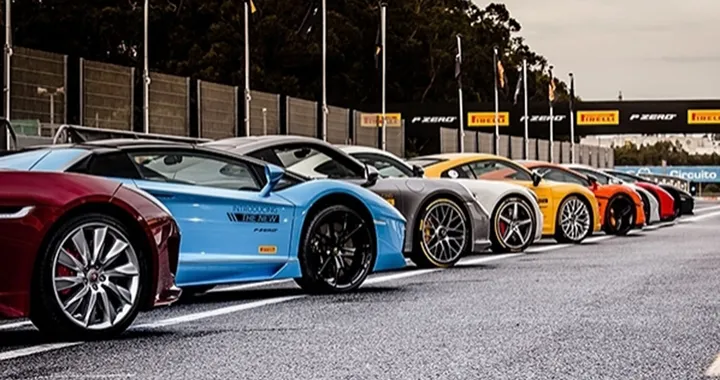 Pirelli P Zero Experience, sfida virtuale per vivere le supercar