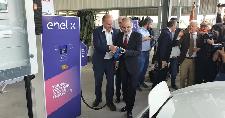 Nissan: inaugurata con Enel X e RSE la sperimentazione Vehicle to Grid