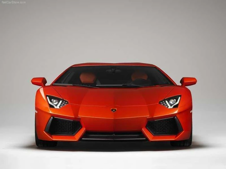 Lamborghini Aventador Roadster: si svela a Miami?