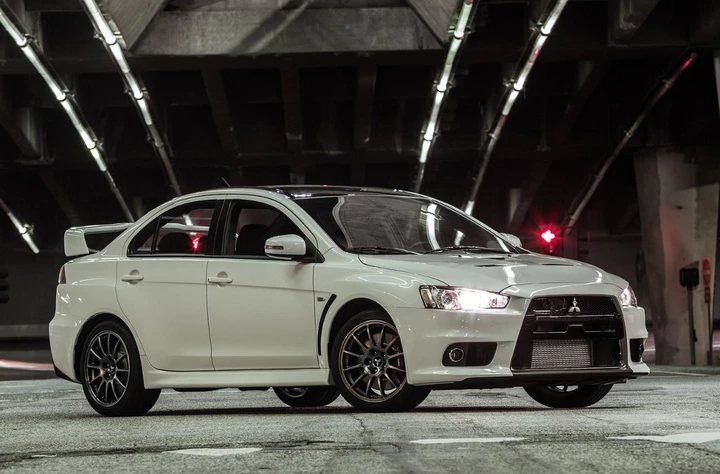 Mitsubishi Lancer Evo Final Edition: l'ultimo esemplare all'asta su eBay
