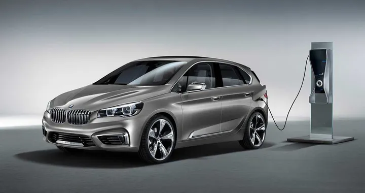 BMW Active Tourer Concept: l'ibrida a trazione anteriore