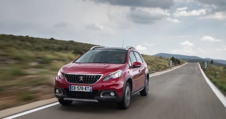 Peugeot 2008 restyling 2016, primo contatto