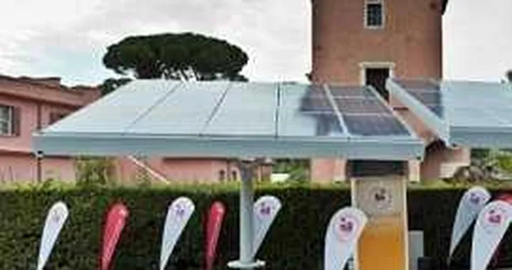 Roma: inaugurate sei pensiline fotovoltaiche