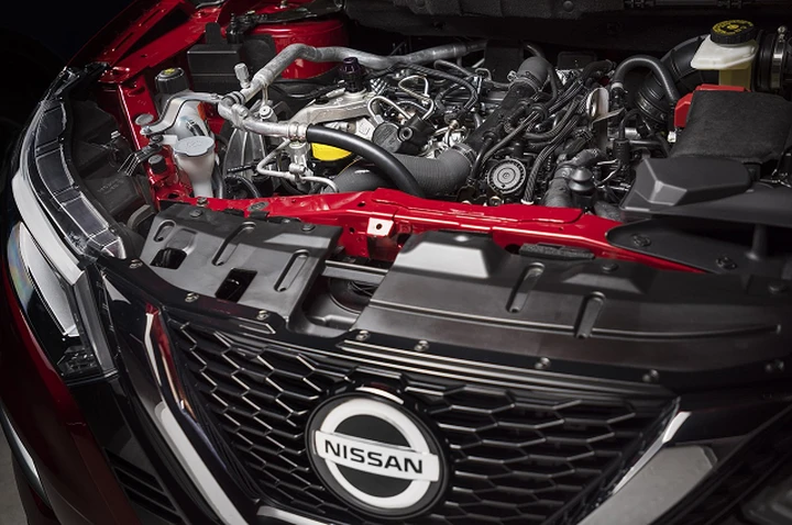 Nissan Qashqai: nuovi motori 1.3 turbo ed infotainment NissanConnect