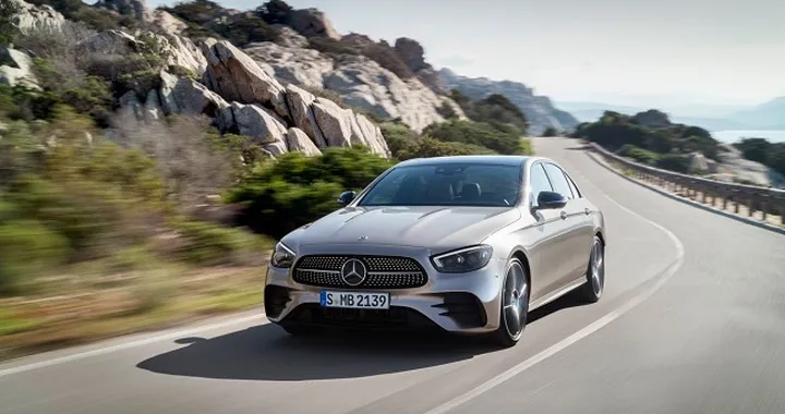Mercedes Classe E 2020: allestimenti, motori ibridi e prezzi