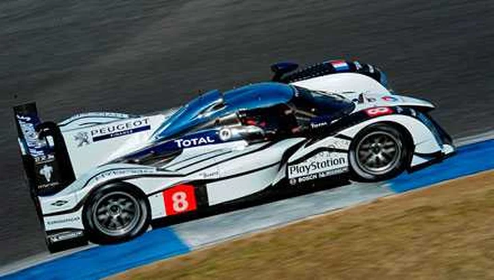 Peugeot 908 Hybrid4, primo test all’Estoril