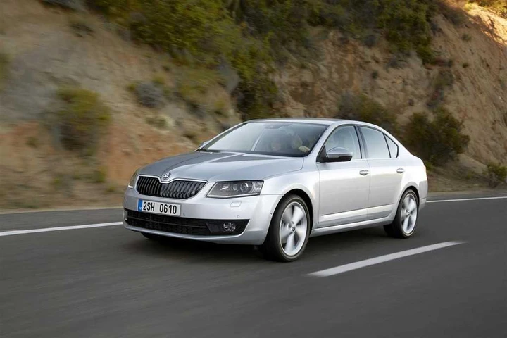 Nuova Skoda Octavia nuove foto