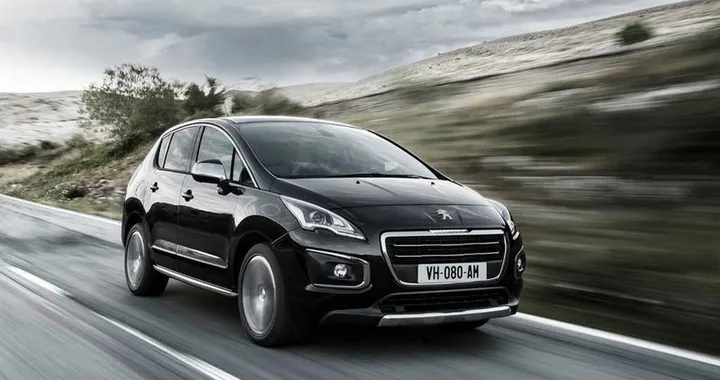 Peugeot 3008 2014: restyling di metà carriera