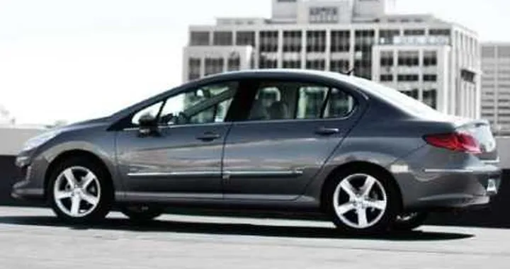 Parte l'avventura della Peugeot 408 in Cina